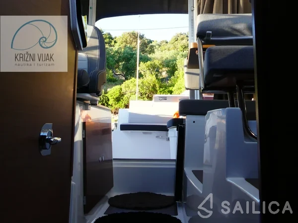 Merry Fisher 795 - Yacht Charter Sailica