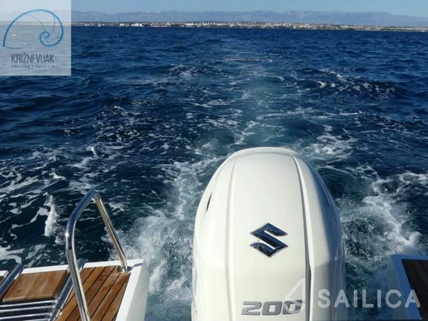 Merry Fisher 795 - Yacht Charter Sailica