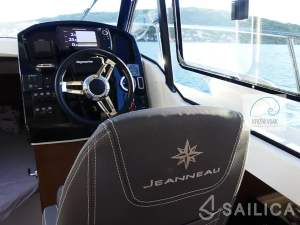 Merry Fisher 795 - Yacht Charter Sailica