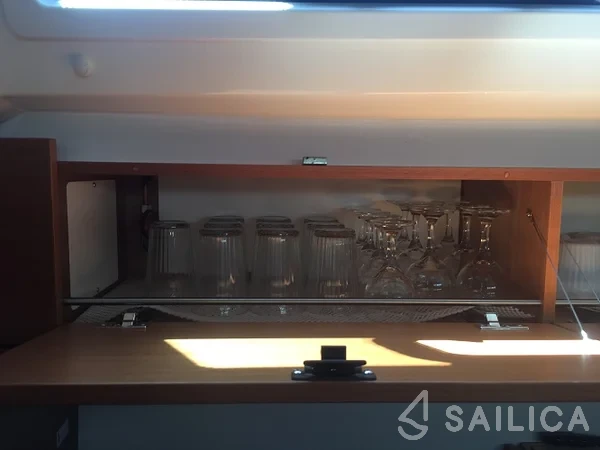 Bavaria 46 Cruiser - Yacht Charter Sailica