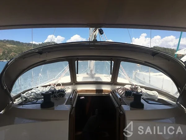 Bavaria 46 Cruiser - Yacht Charter Sailica