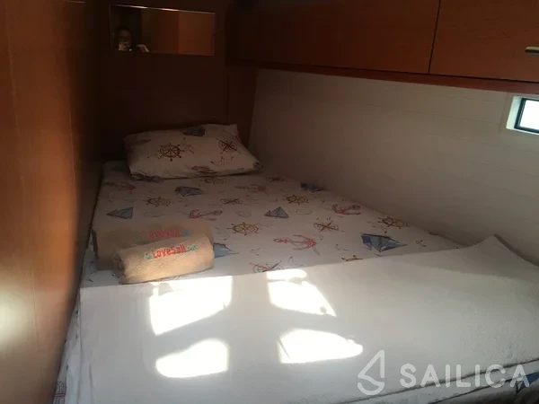 Bavaria 46 Cruiser - Yacht Charter Sailica