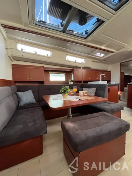 Hanse 455 - Yacht Charter Sailica