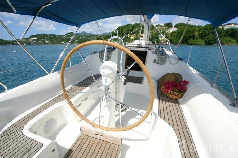 Sun Odyssey 34 - Yacht Charter Sailica
