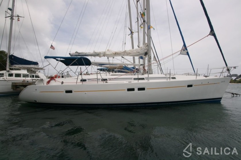 Oceanis 41 - Yacht Charter Sailica