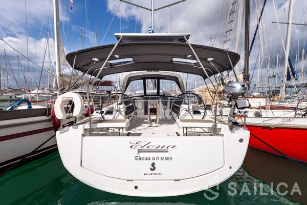Oceanis 41.1 - Yacht Charter Sailica