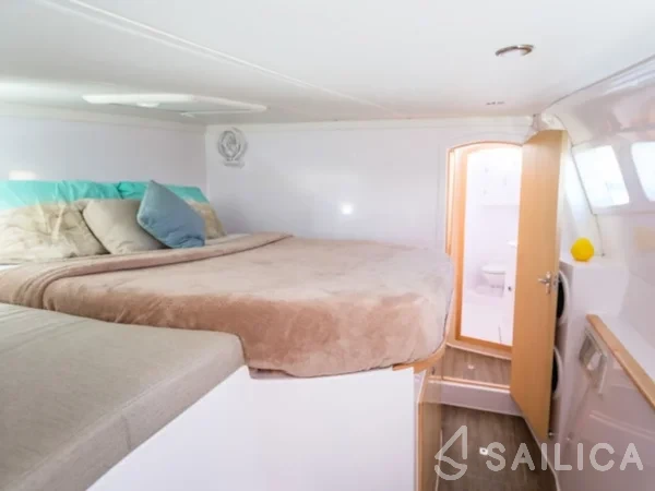 Seawind 1260 - Yacht Charter Sailica