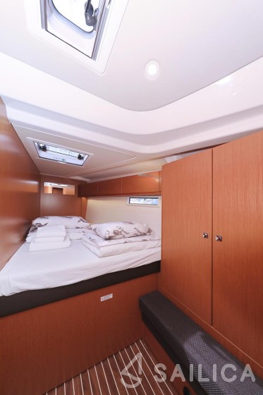 Bavaria 51 Cruiser - Yacht Charter Sailica