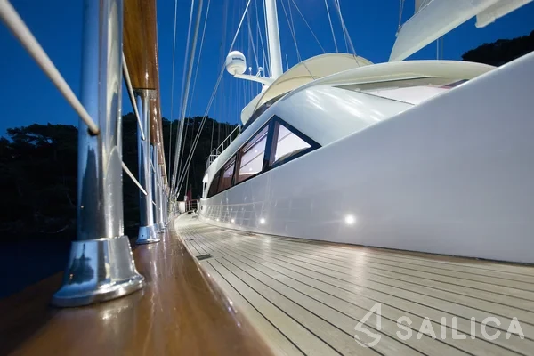 Gulet - Yacht Charter Sailica