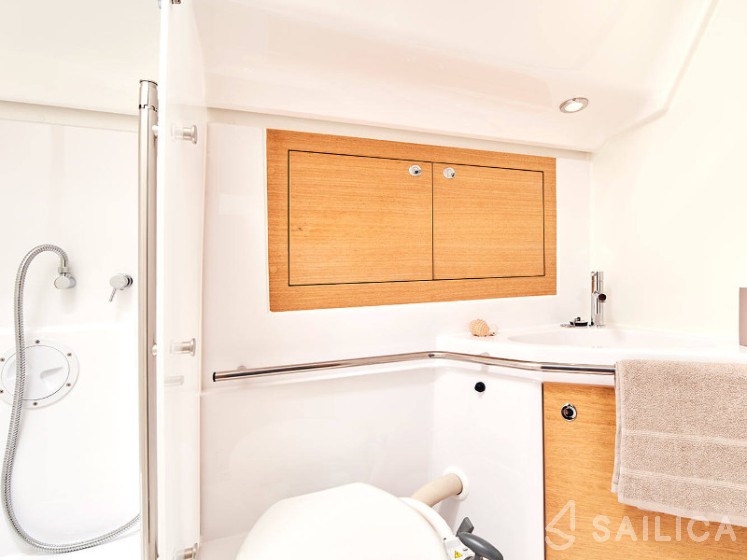 Elan Impression 45.1 - Yacht Charter Sailica