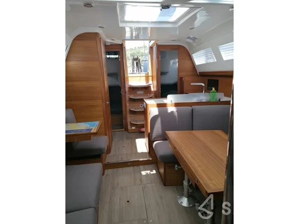 Elan 40.1 - Yacht Charter Sailica