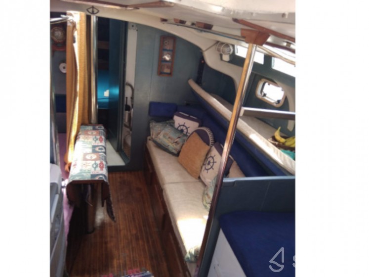 Jeanneau 41 - Yacht Charter Sailica