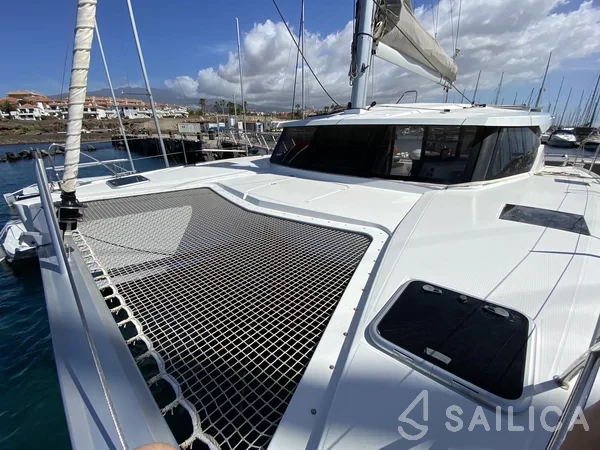 Lucia 40 - Yacht Charter Sailica