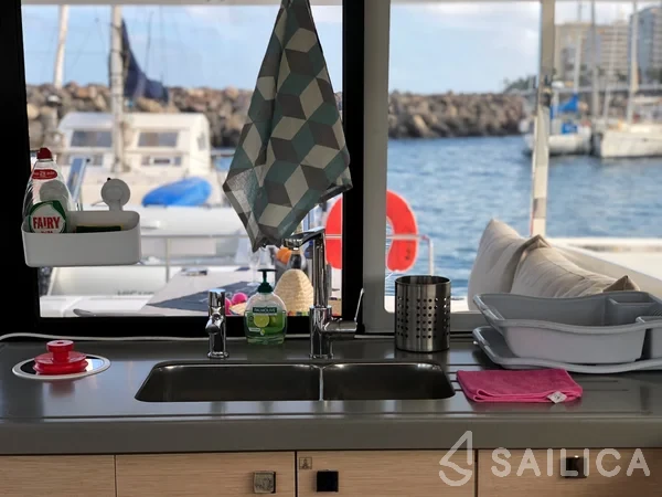 Lucia 40 - Yacht Charter Sailica