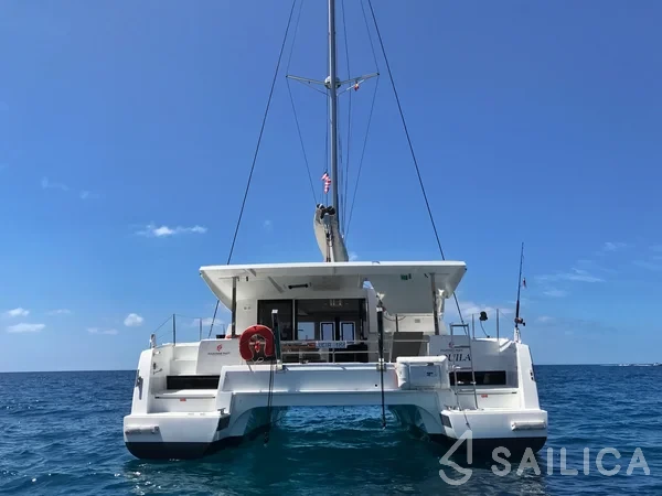 Lucia 40 - Yacht Charter Sailica