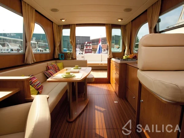 Grand Sturdy 34.9 Sedan - Yacht Charter Sailica