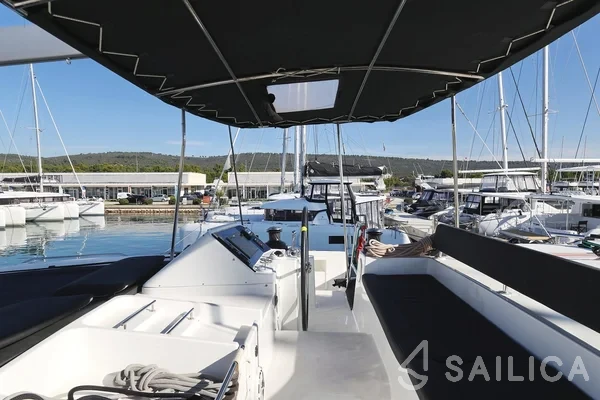 Lagoon 450 - Yacht Charter Sailica