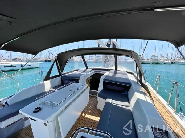 Oceanis 46.1 - Yacht Charter Sailica