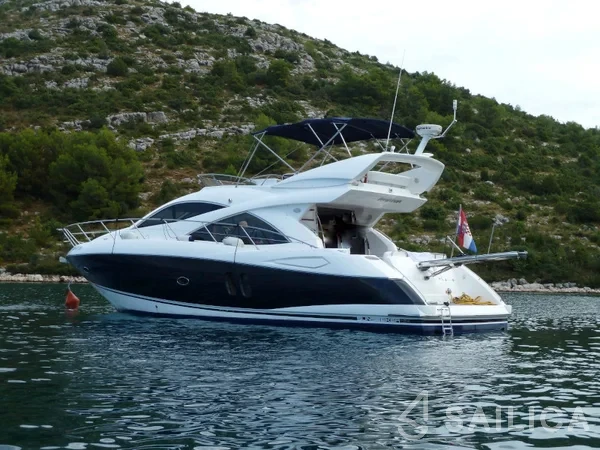 Manhattan 50 - Yacht Charter Sailica