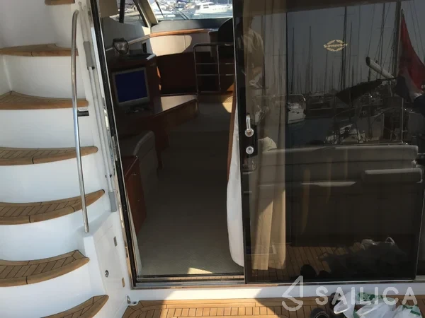 Manhattan 50 - Yacht Charter Sailica