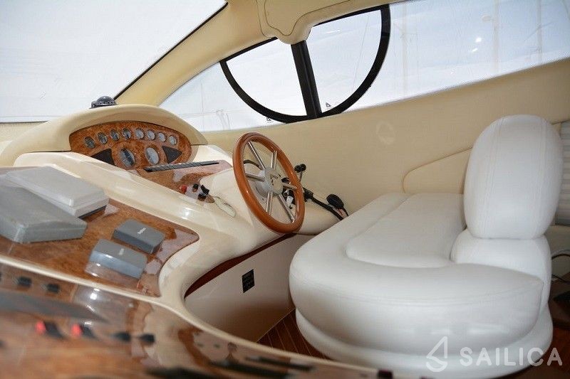 Azimut 46 - Yacht Charter Sailica