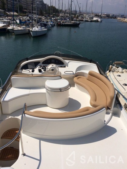 Azimut 46 - Yacht Charter Sailica