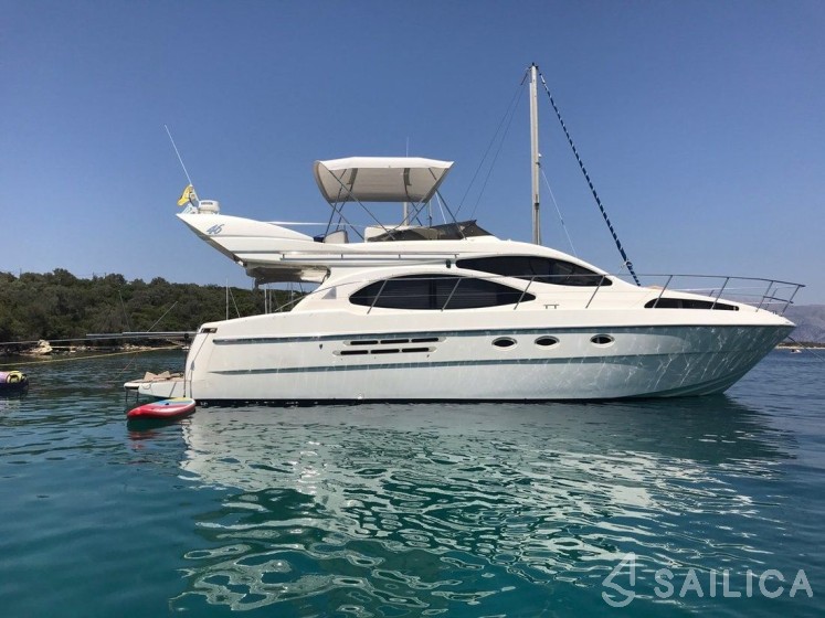 Azimut 46 - Yacht Charter Sailica