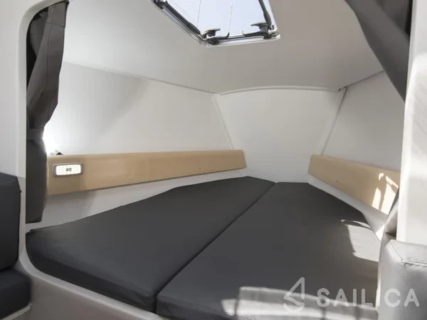 Pogo 30 - Yacht Charter Sailica