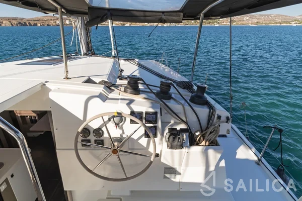 Lucia 40 - Yacht Charter Sailica