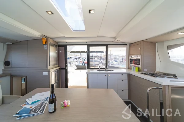 Lucia 40 - Yacht Charter Sailica