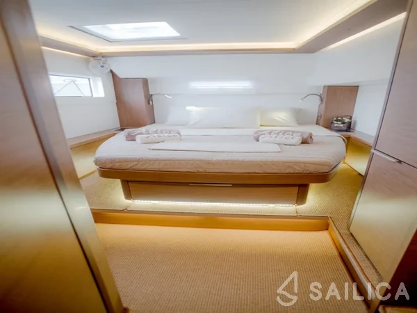 Lagoon 46  - Yacht Charter Sailica