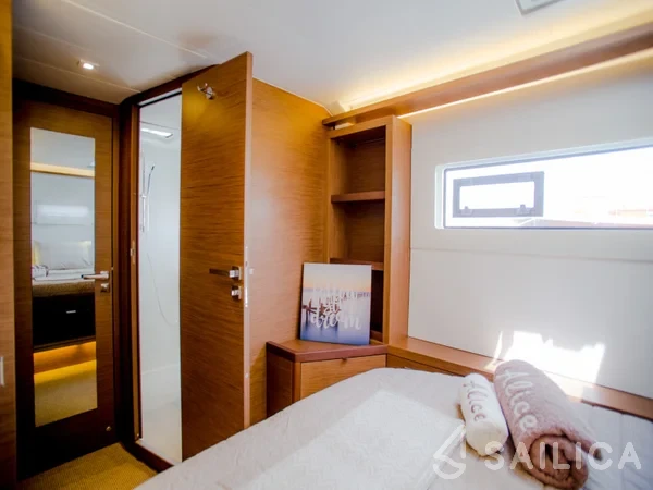 Lagoon 46  - Yacht Charter Sailica