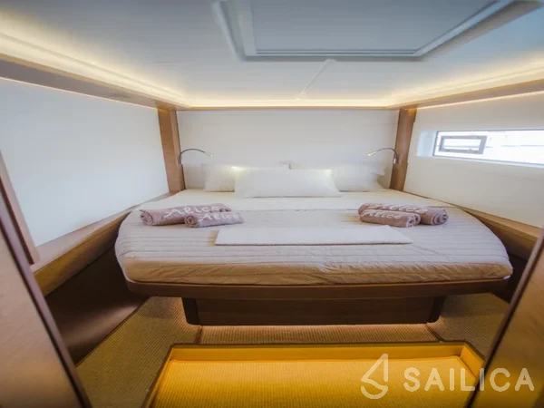 Lagoon 46  - Yacht Charter Sailica
