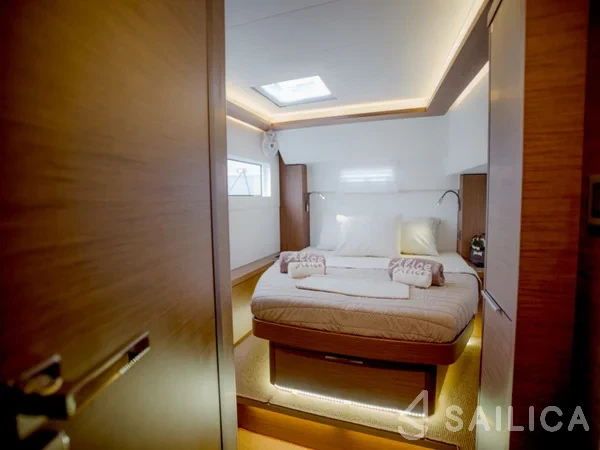 Lagoon 46  - Yacht Charter Sailica