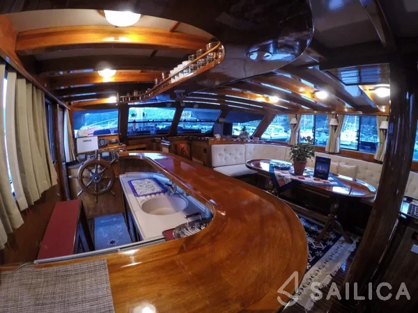 Gulet - Yacht Charter Sailica
