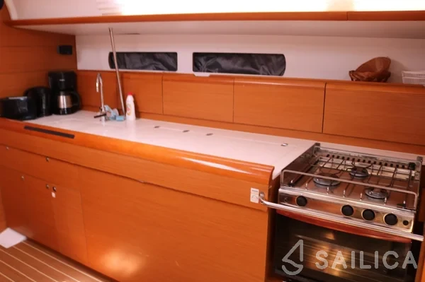 Sun Odyssey 469 - Yacht Charter Sailica