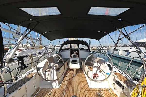 Bavaria 41 Cruiser - Yacht Charter Sailica