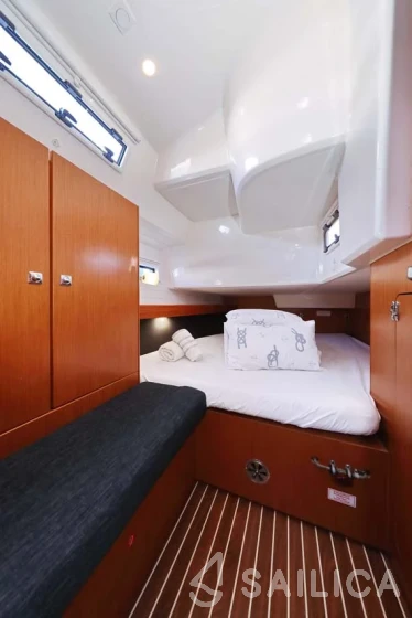 Bavaria 41 Cruiser - Yacht Charter Sailica