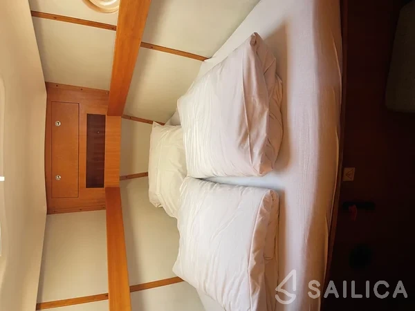 Elan 434 Impression - Yacht Charter Sailica
