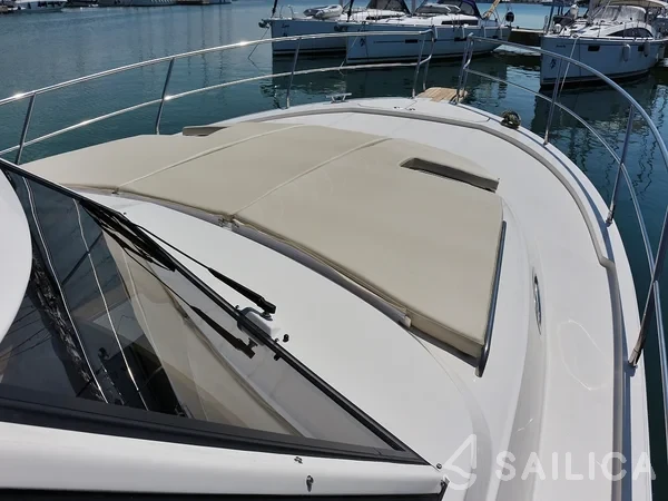 Adriana 44 - Yacht Charter Sailica