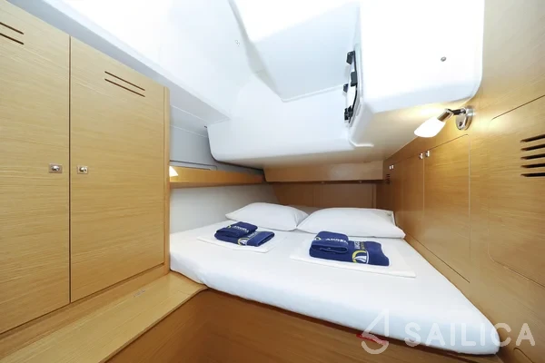 Dufour 460 GL - Yacht Charter Sailica