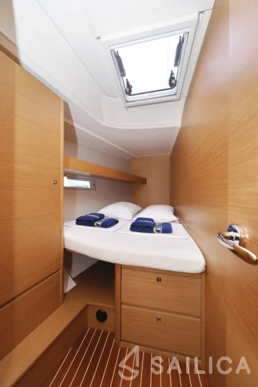Dufour 460 GL - Yacht Charter Sailica