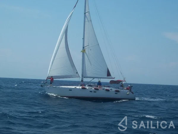 Oceanis 411 Clipper - Yacht Charter Sailica