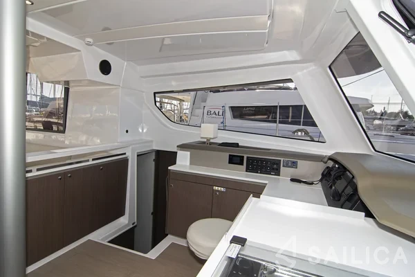 Bali Catspace - Yacht Charter Sailica