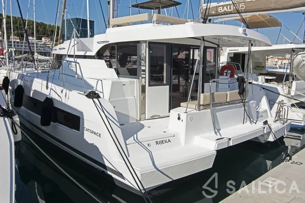 Bali Catspace - Yacht Charter Sailica
