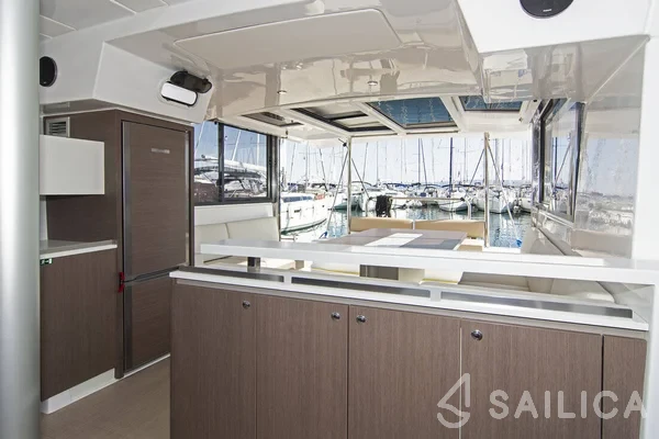 Bali Catspace - Yacht Charter Sailica