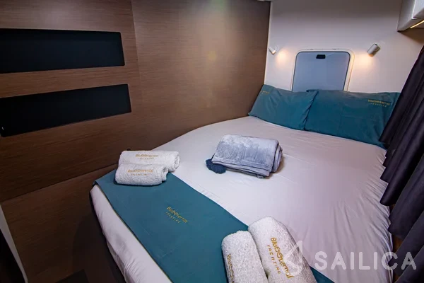 Lagoon 42 - Yacht Charter Sailica