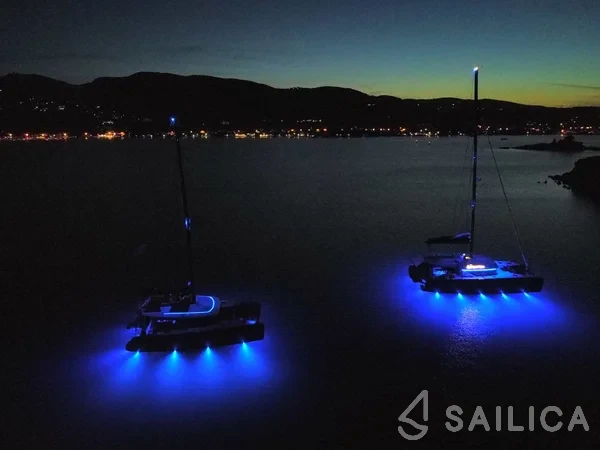 Lagoon 42 - Yacht Charter Sailica
