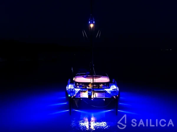 Lagoon 40 - Yacht Charter Sailica