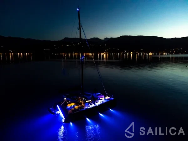 Lagoon 40 - Yacht Charter Sailica